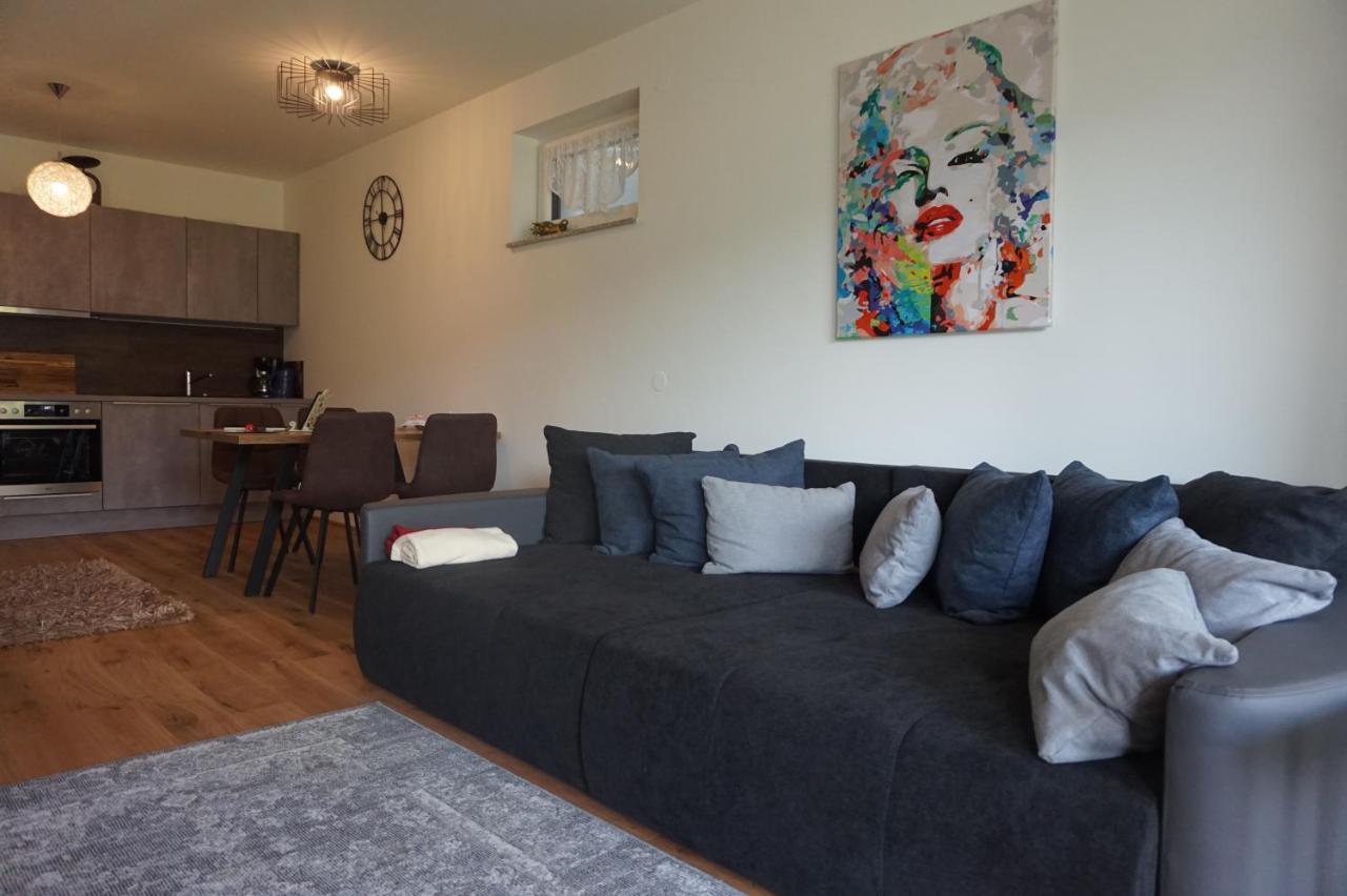 Ferienwohnung Karasek Deluxe Sattendorf Extérieur photo